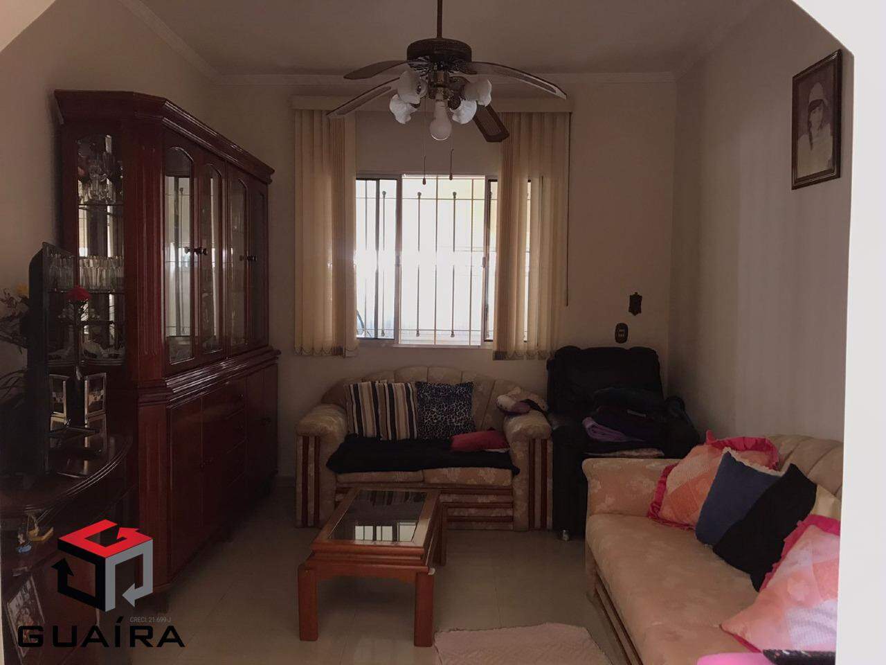 Sobrado à venda com 4 quartos, 214m² - Foto 1