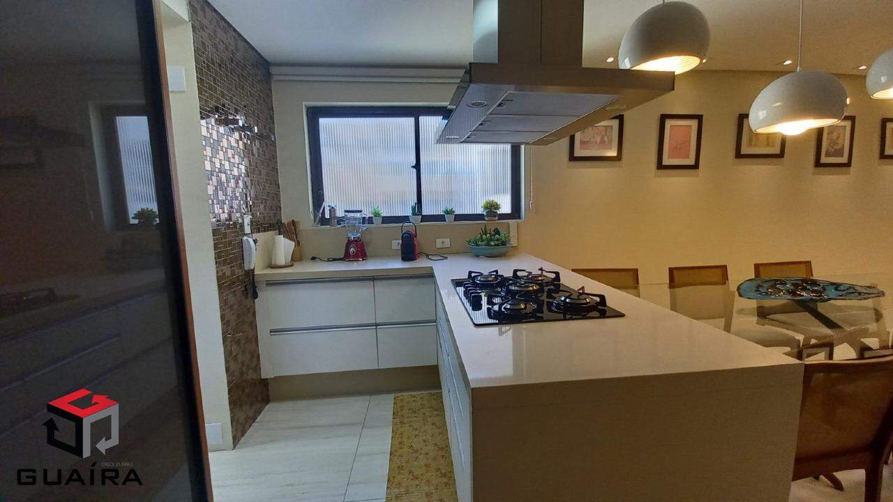 Apartamento à venda com 3 quartos, 212m² - Foto 13