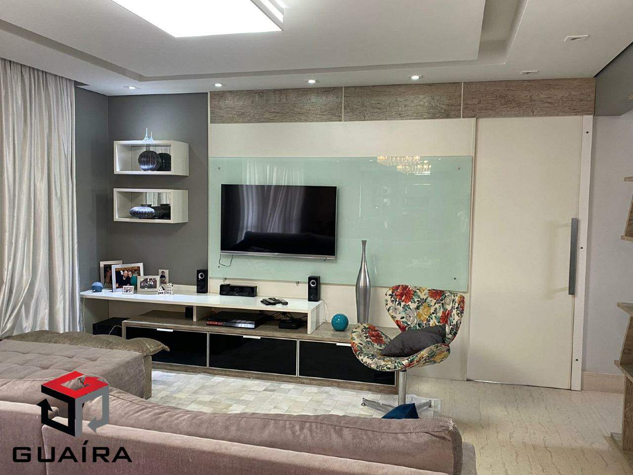 Apartamento à venda com 3 quartos, 168m² - Foto 2