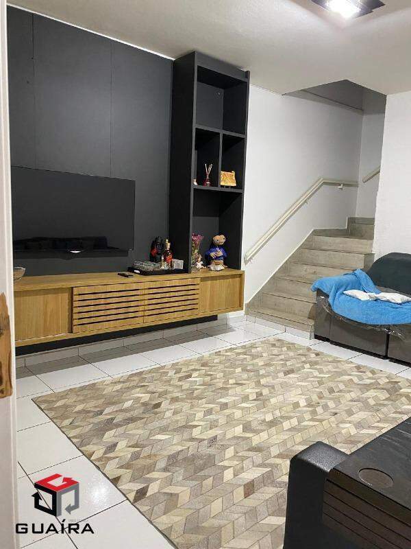 Sobrado à venda com 3 quartos, 168m² - Foto 1