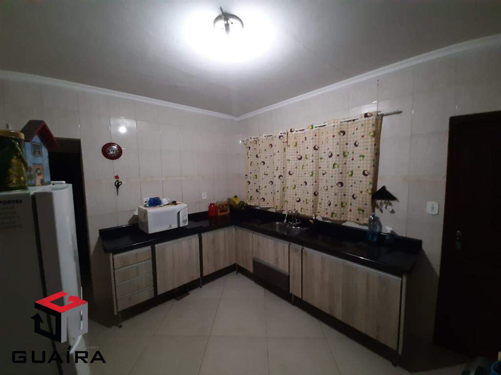 Sobrado à venda com 3 quartos, 145m² - Foto 2