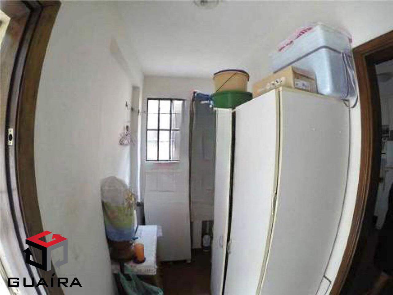 Casa à venda com 2 quartos, 300m² - Foto 7