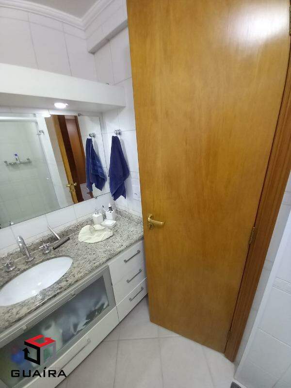 Apartamento à venda com 3 quartos, 120m² - Foto 17