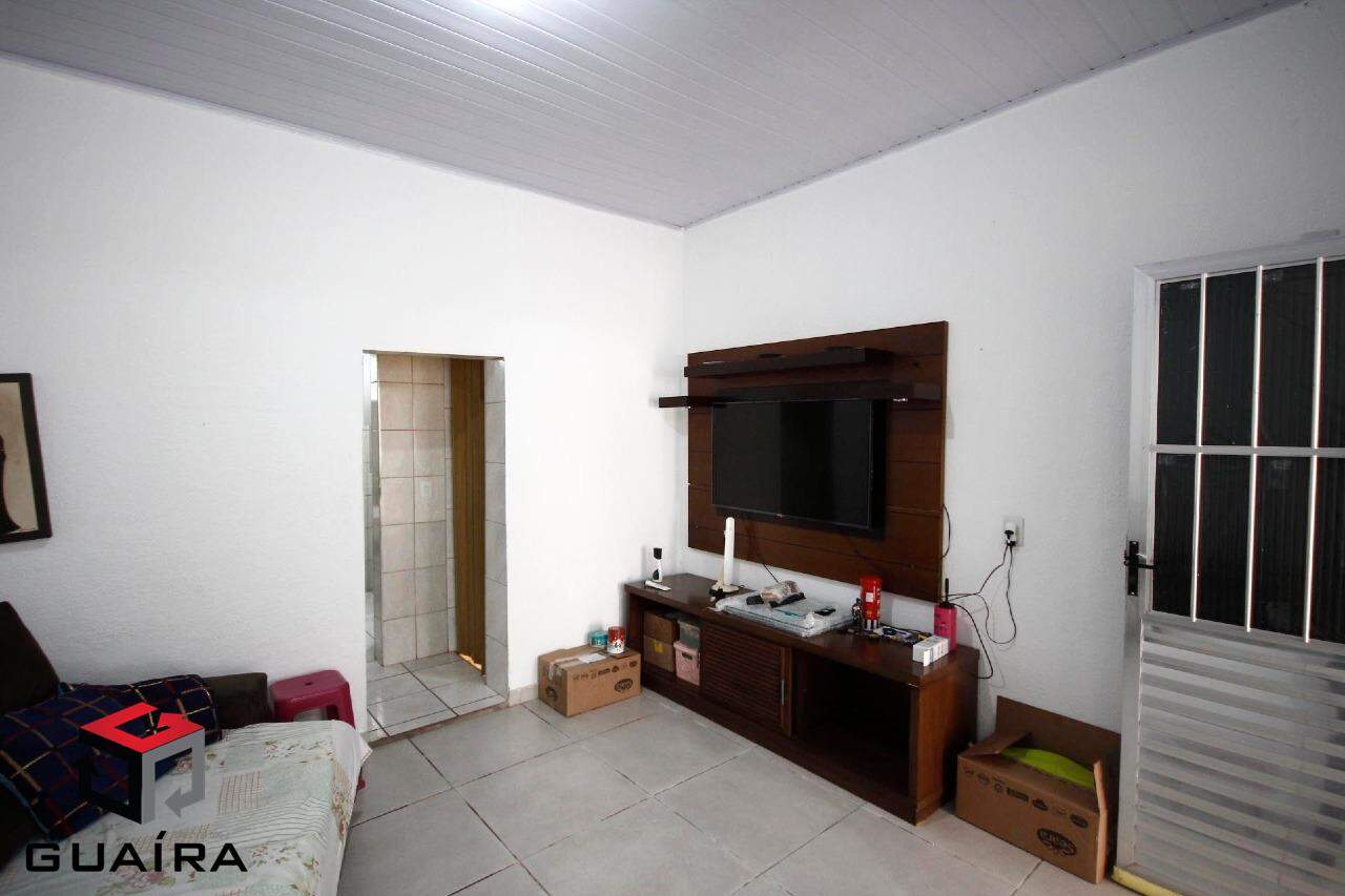 Casa à venda com 2 quartos, 150m² - Foto 4