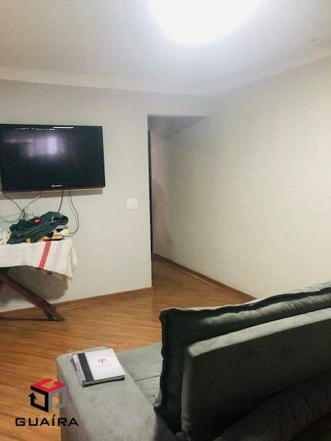 Casa à venda com 2 quartos, 300m² - Foto 2