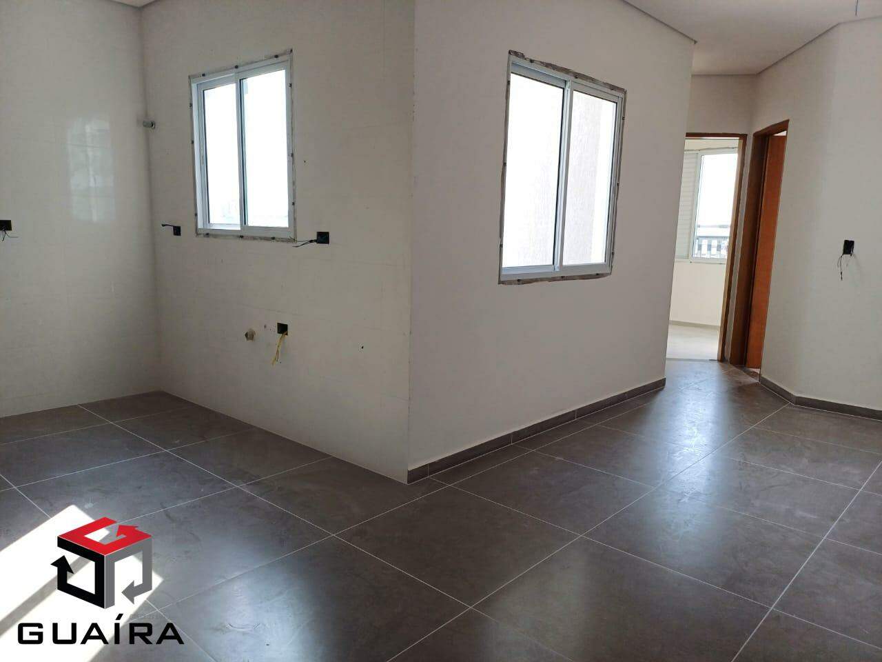 Cobertura à venda com 2 quartos, 86m² - Foto 1