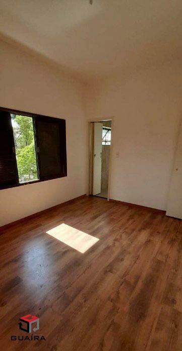 Sobrado à venda com 3 quartos, 241m² - Foto 8