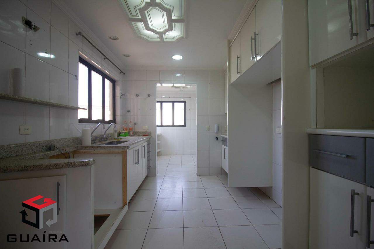 Apartamento à venda com 5 quartos, 196m² - Foto 3