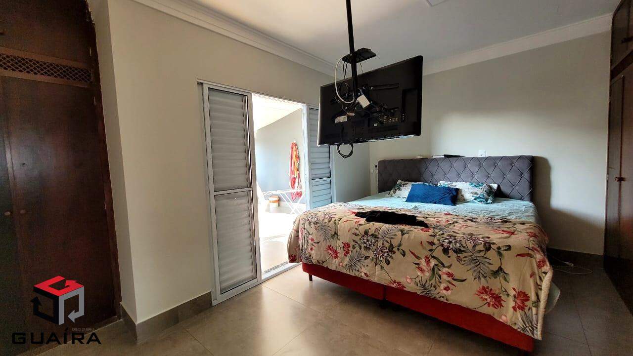 Sobrado à venda com 3 quartos, 215m² - Foto 17