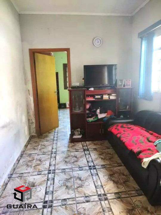 Casa à venda com 2 quartos, 131m² - Foto 2