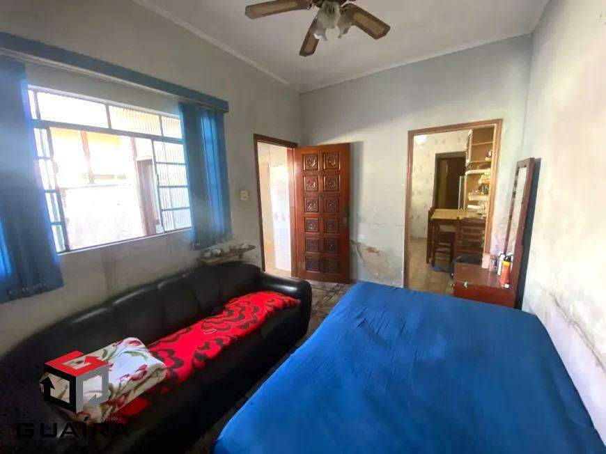 Casa à venda com 2 quartos, 131m² - Foto 1