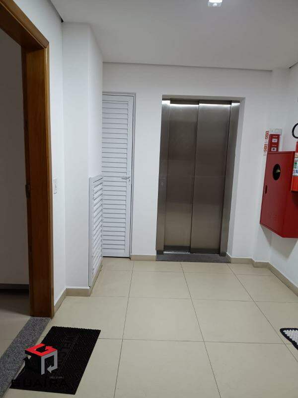 Apartamento à venda com 2 quartos, 62m² - Foto 32