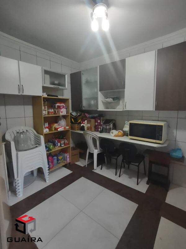 Casa à venda com 2 quartos, 193m² - Foto 15