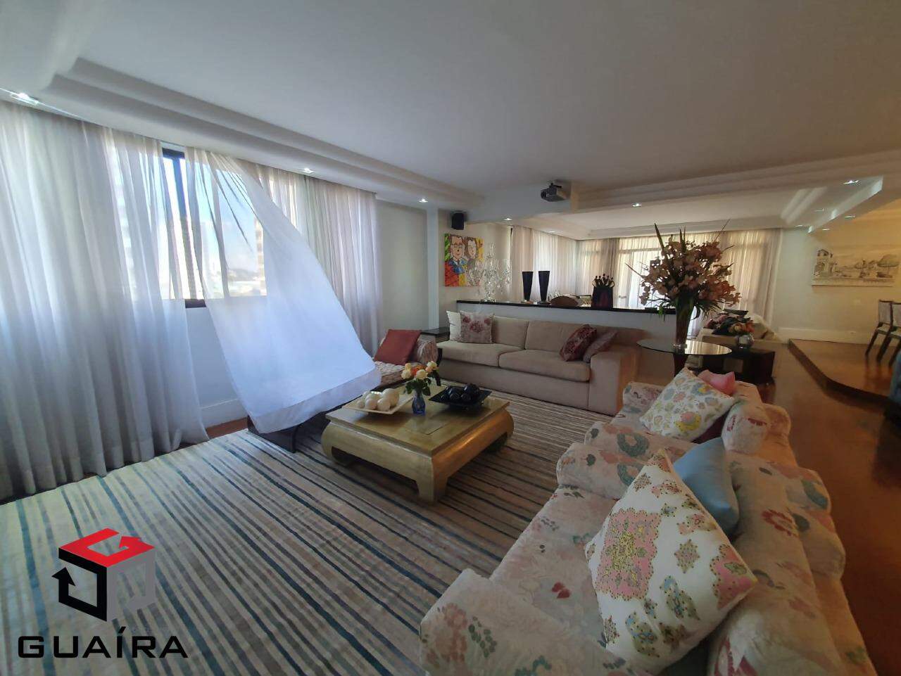 Apartamento à venda com 4 quartos, 360m² - Foto 2