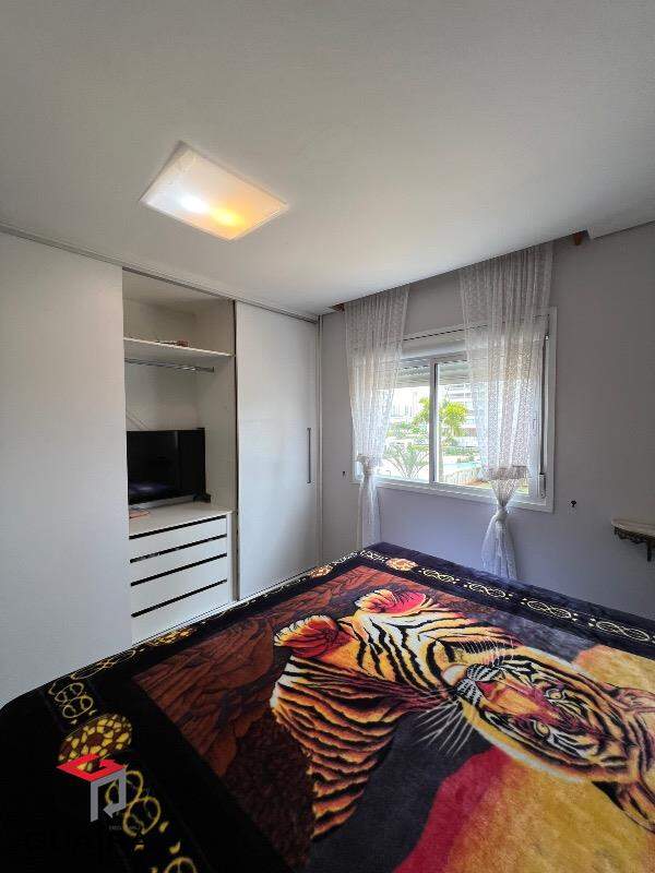 Apartamento à venda com 2 quartos, 91m² - Foto 4