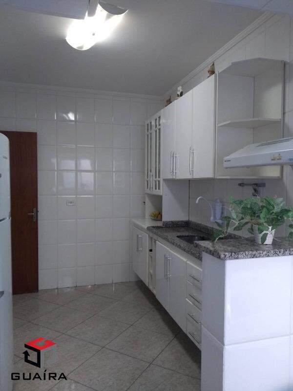 Apartamento à venda com 2 quartos, 68m² - Foto 8