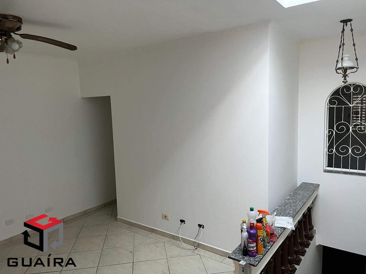 Sobrado à venda com 4 quartos, 200m² - Foto 11