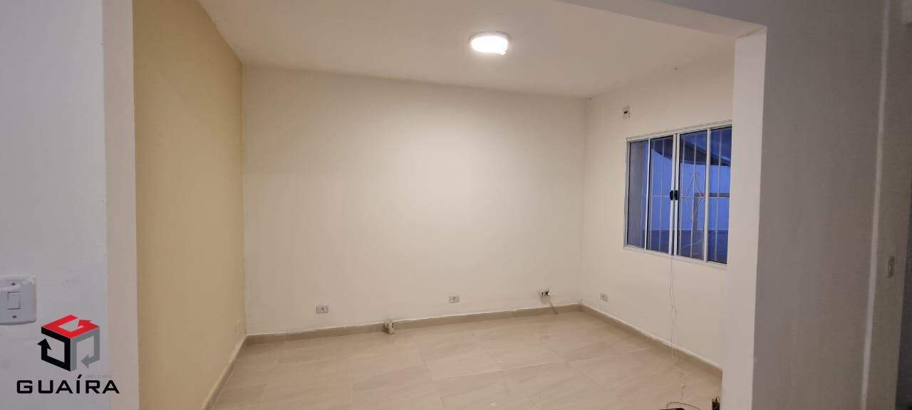 Casa à venda com 3 quartos, 148m² - Foto 1