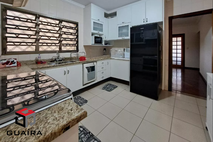 Sobrado à venda com 3 quartos, 330m² - Foto 11