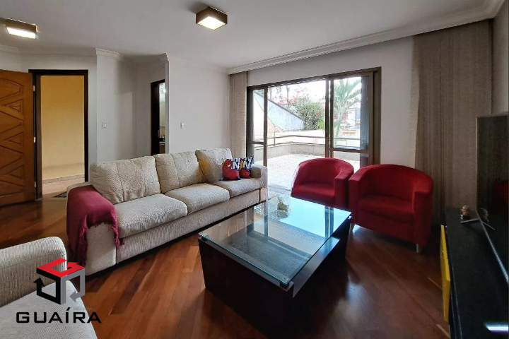 Sobrado à venda com 3 quartos, 330m² - Foto 1