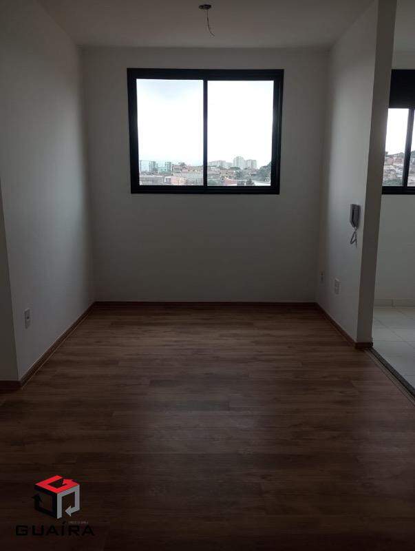 Apartamento à venda com 2 quartos, 42m² - Foto 2