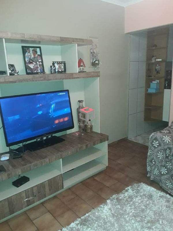 Casa à venda com 2 quartos, 150m² - Foto 2