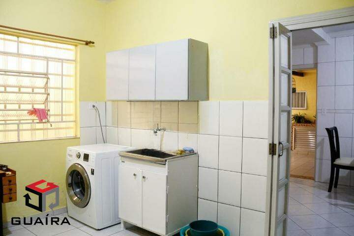 Casa à venda com 2 quartos, 200m² - Foto 23