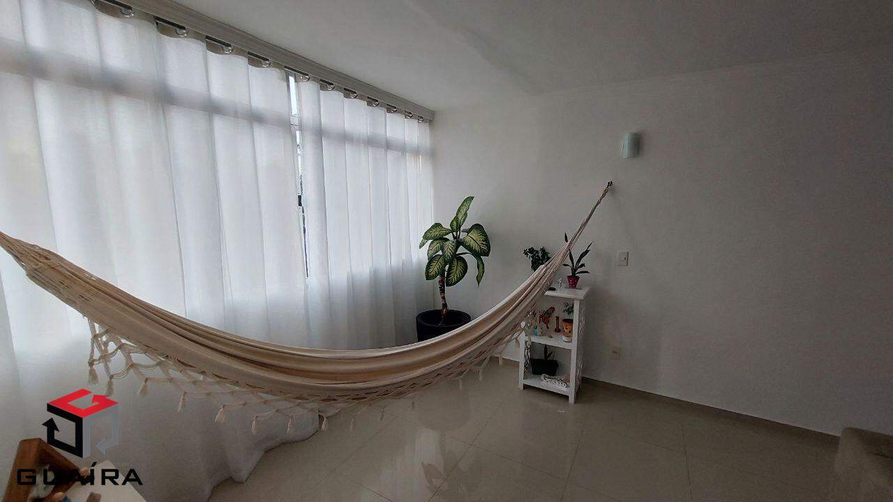 Apartamento à venda com 2 quartos, 70m² - Foto 4