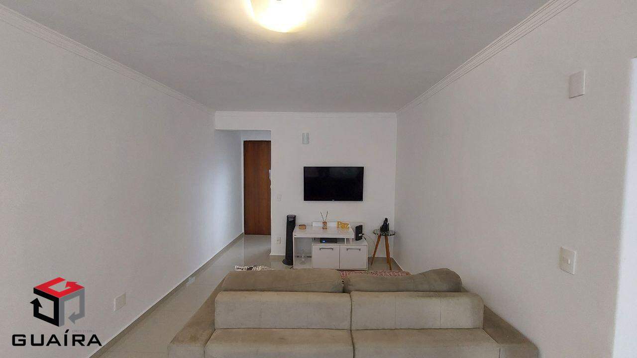 Apartamento à venda com 2 quartos, 70m² - Foto 2