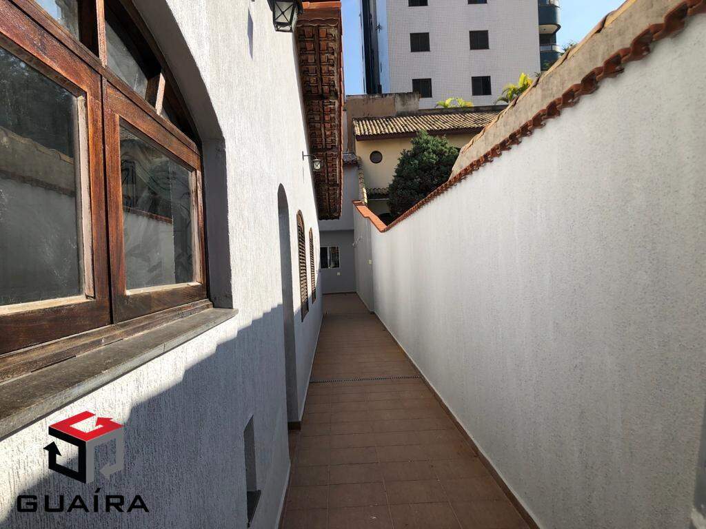 Sobrado à venda com 3 quartos, 402m² - Foto 22