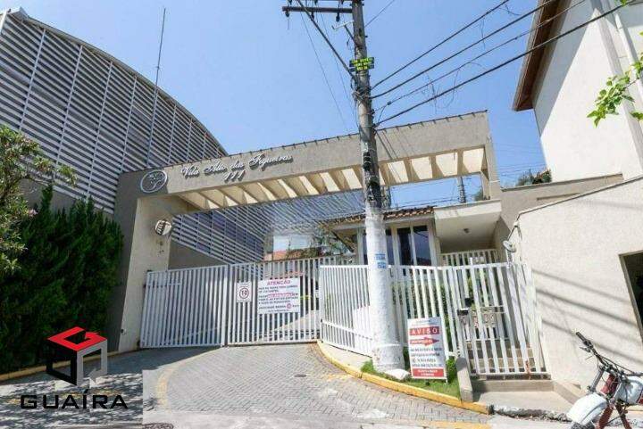 Sobrado à venda com 3 quartos, 160m² - Foto 1