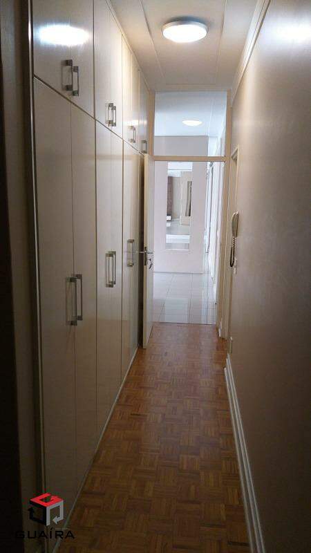 Apartamento à venda com 4 quartos, 238m² - Foto 4