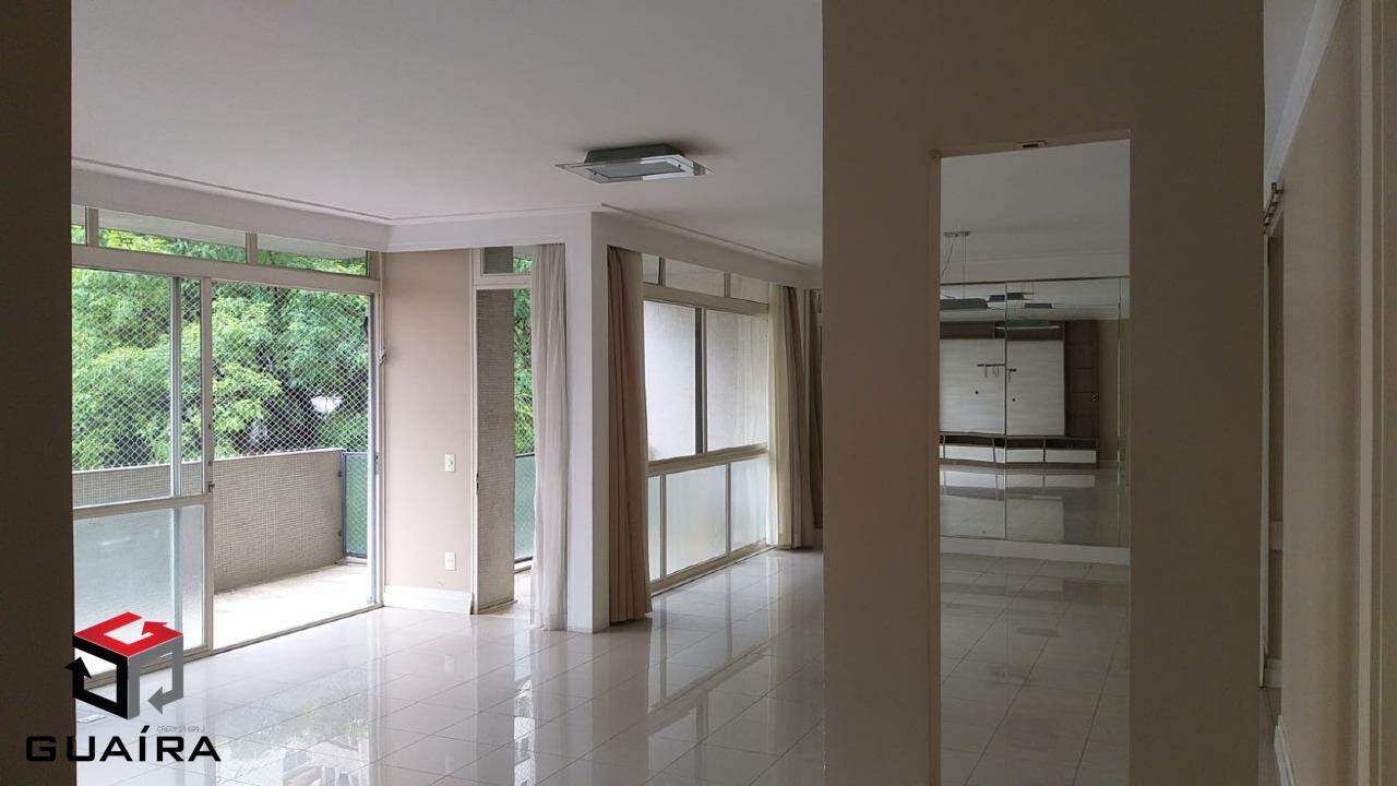 Apartamento à venda com 4 quartos, 238m² - Foto 3