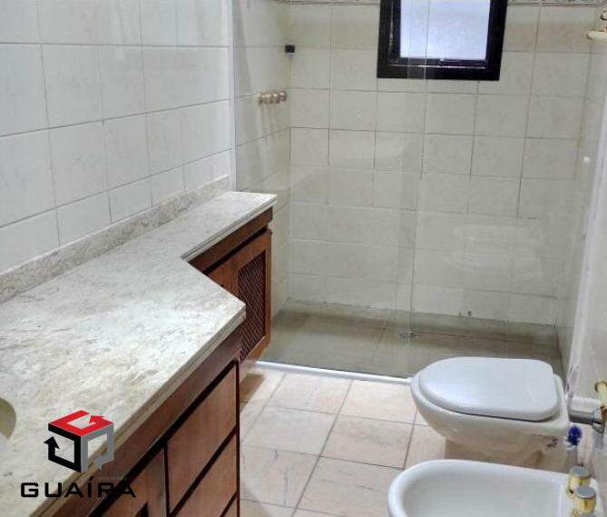 Apartamento para alugar com 3 quartos, 140m² - Foto 22