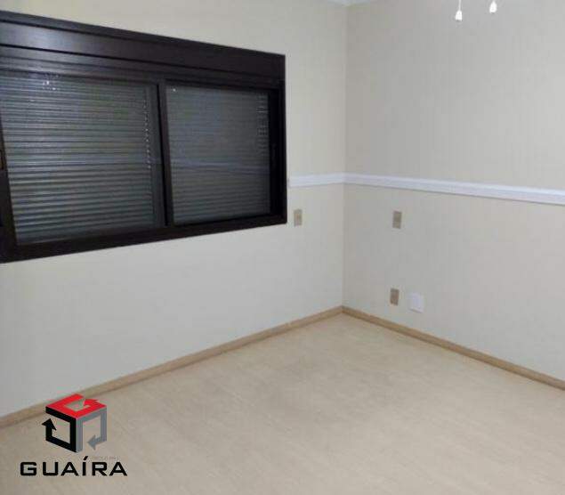 Apartamento para alugar com 3 quartos, 140m² - Foto 18