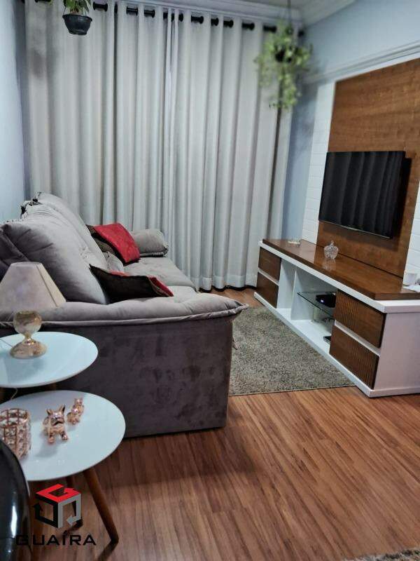 Apartamento à venda com 2 quartos, 62m² - Foto 1