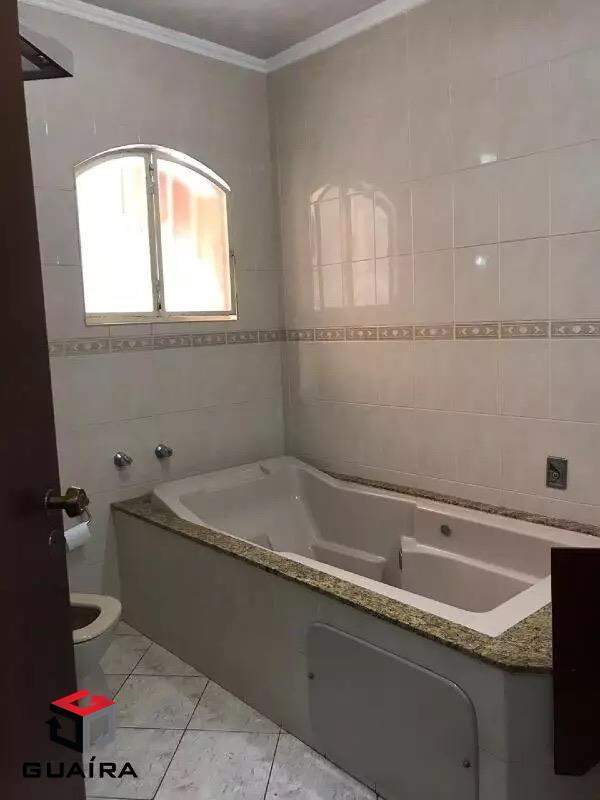 Sobrado para alugar com 3 quartos, 240m² - Foto 31