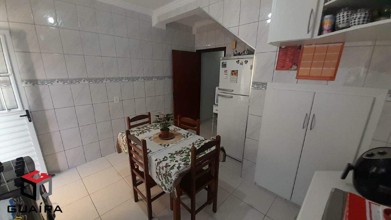 Sobrado à venda com 2 quartos, 110m² - Foto 14