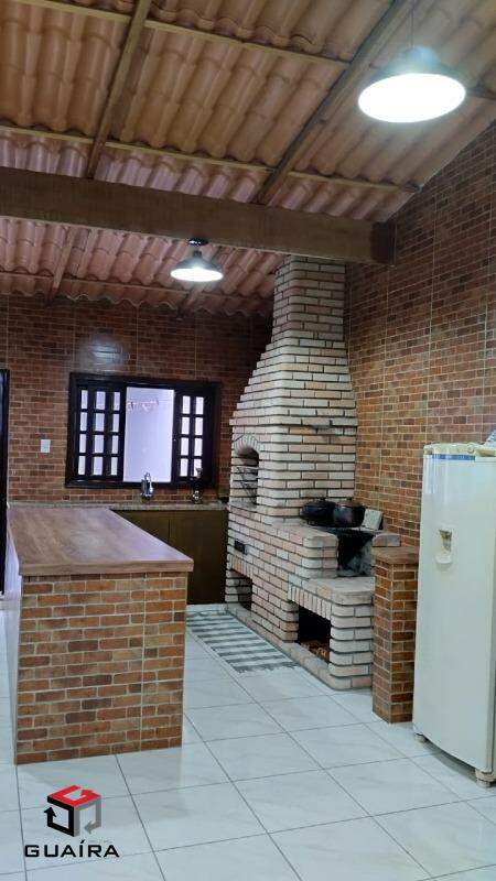 Casa à venda com 3 quartos, 230m² - Foto 17