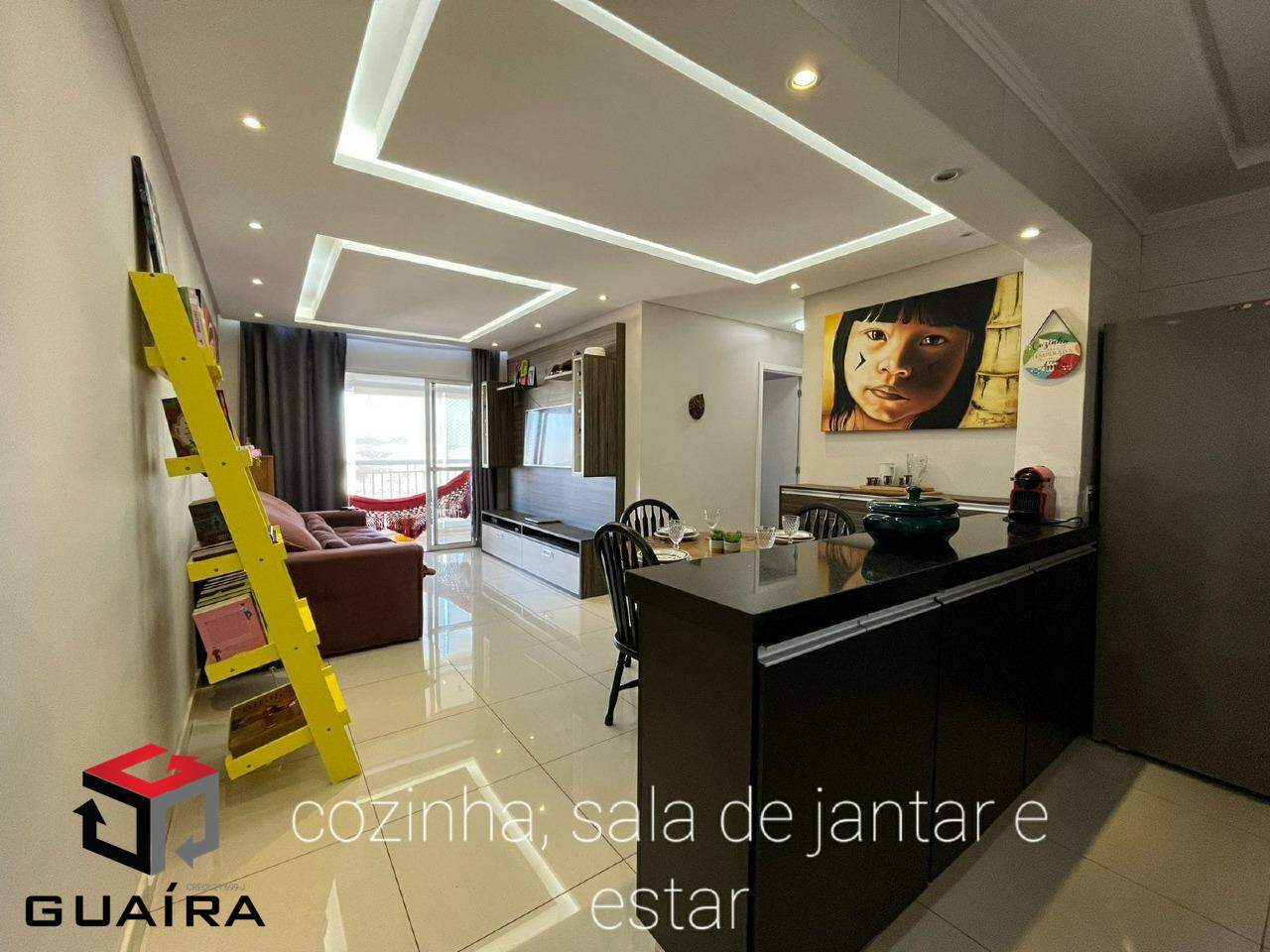 Apartamento à venda com 3 quartos, 91m² - Foto 2