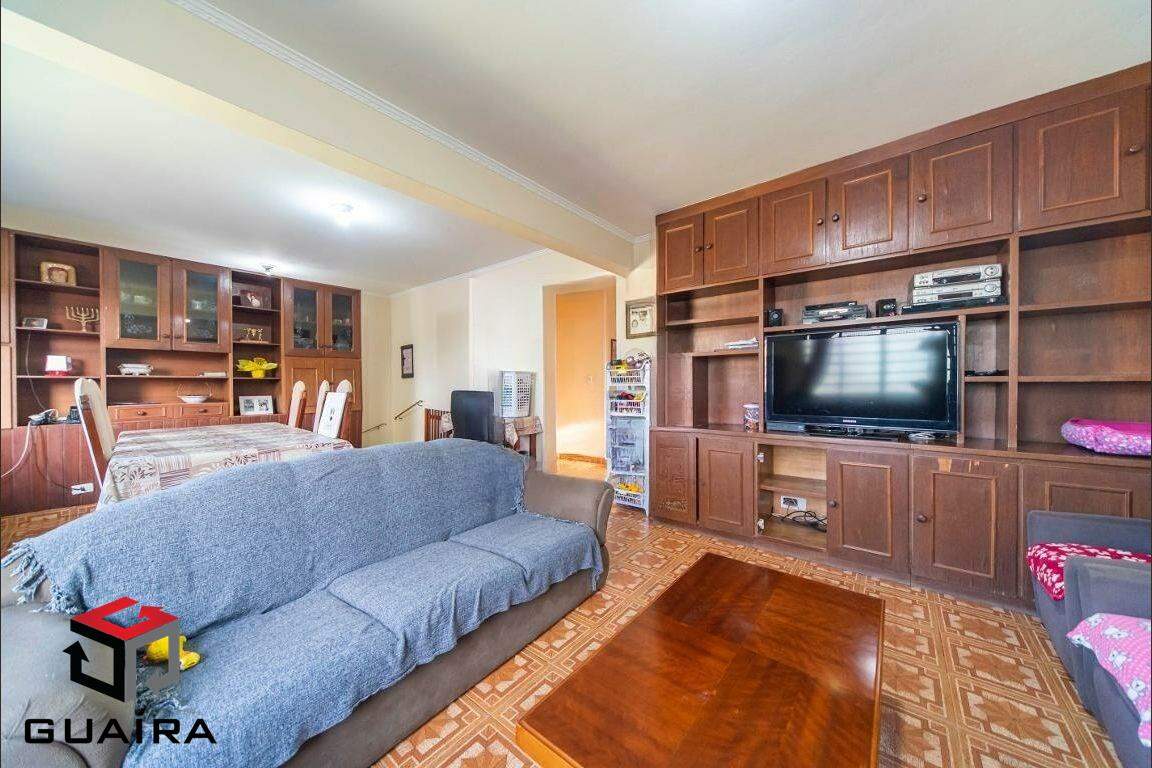 Sobrado à venda com 8 quartos, 470m² - Foto 1