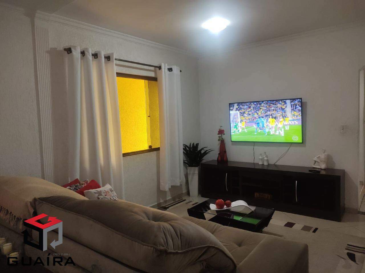 Sobrado à venda com 3 quartos, 181m² - Foto 1