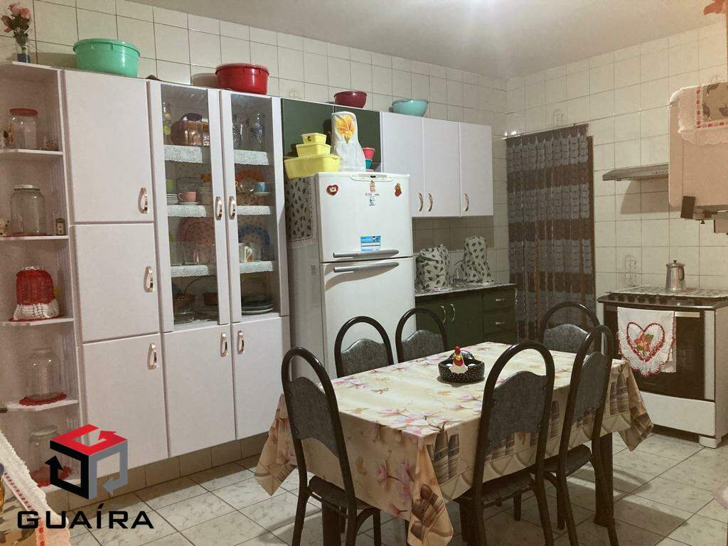 Sobrado à venda com 4 quartos, 192m² - Foto 3