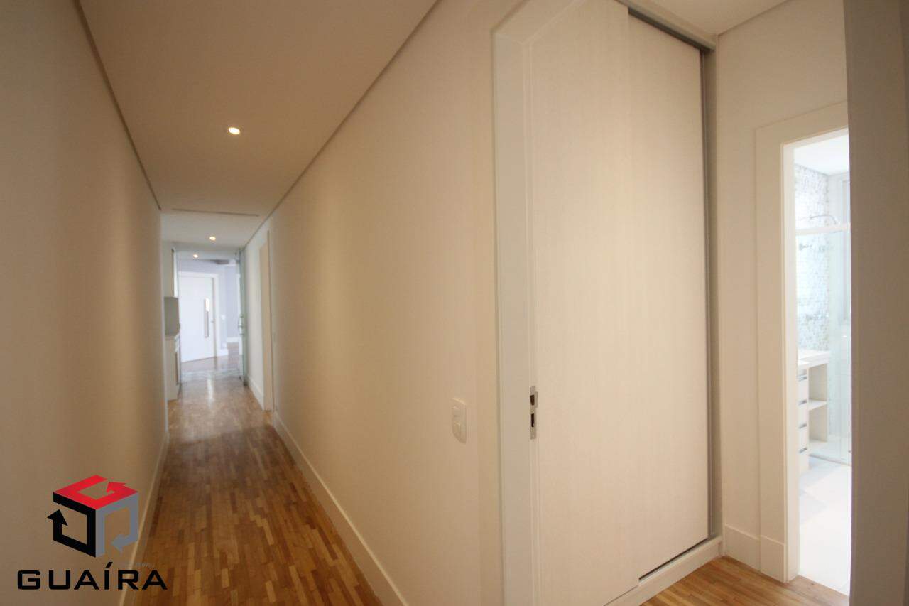 Apartamento à venda com 3 quartos, 244m² - Foto 18