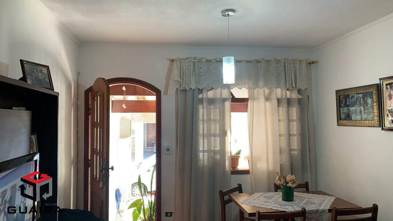 Sobrado à venda com 3 quartos, 110m² - Foto 2