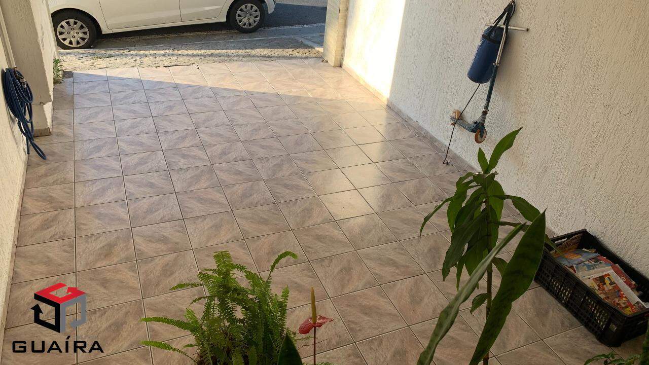 Sobrado à venda com 3 quartos, 110m² - Foto 4