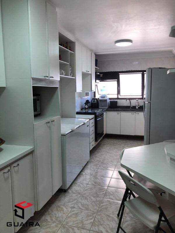 Apartamento à venda com 4 quartos, 240m² - Foto 4