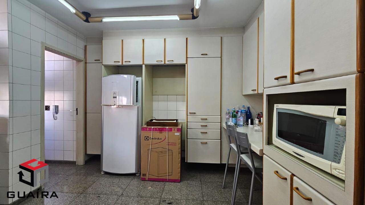 Apartamento à venda com 3 quartos, 298m² - Foto 12