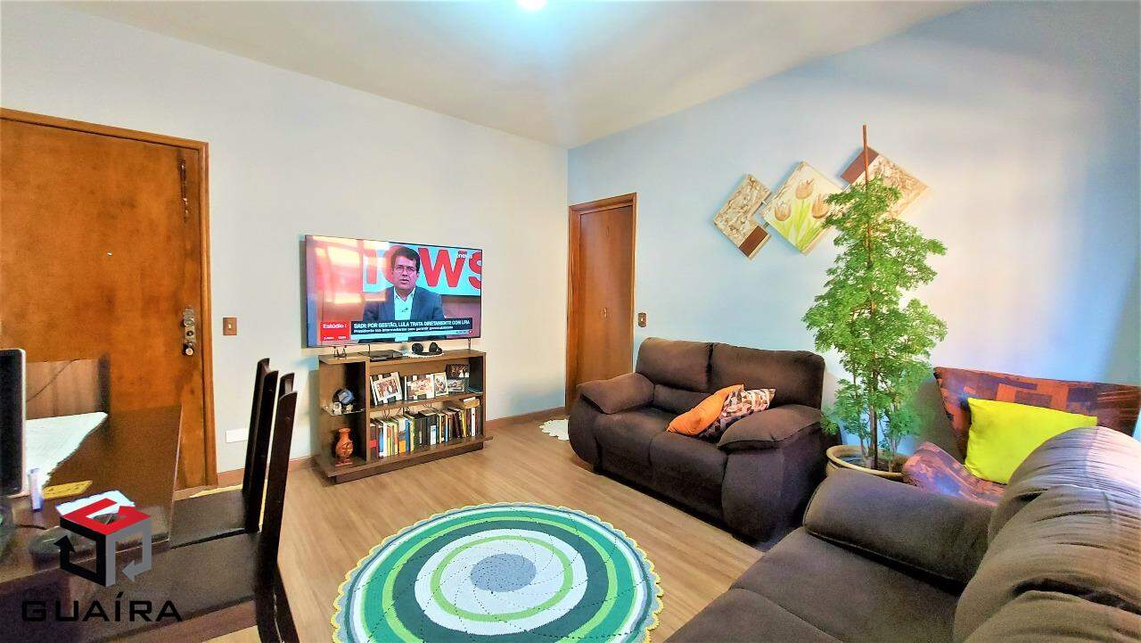 Apartamento à venda com 2 quartos, 67m² - Foto 2