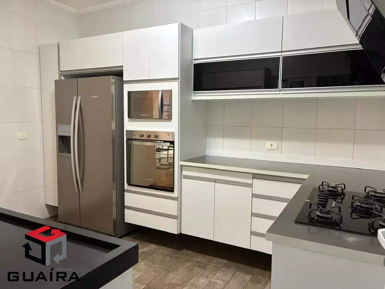 Sobrado para alugar com 3 quartos, 200m² - Foto 11